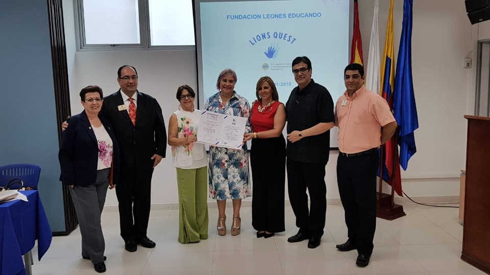 FUNLED recibe el certificado ISO 9001 - 2015